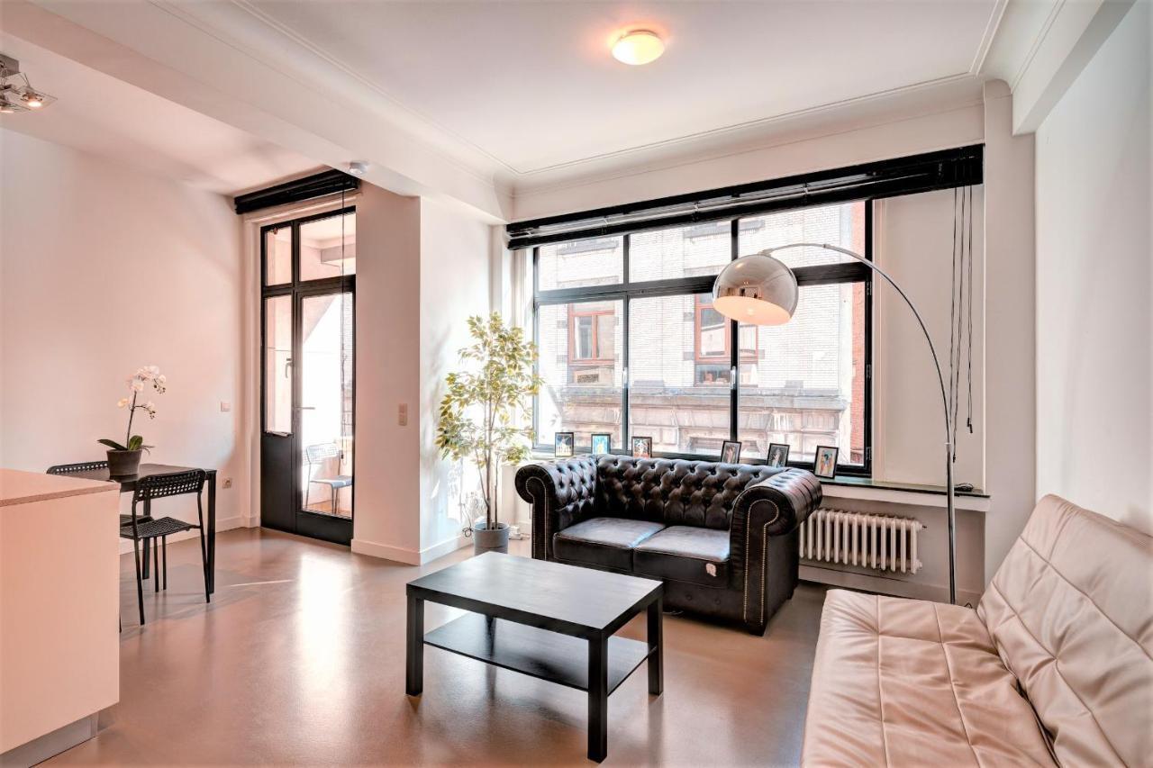 The Meir Lodge. Apartments In Heart Of Amberes Exterior foto